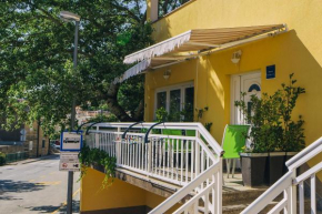Apartments with a parking space Baska Voda, Makarska - 17300